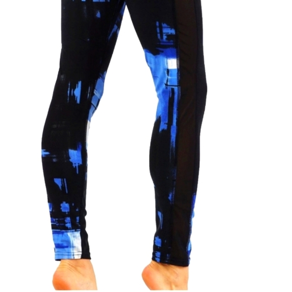 Yoga Pants Workout Leggings with Mesh Cutout - Picture 2 of 4